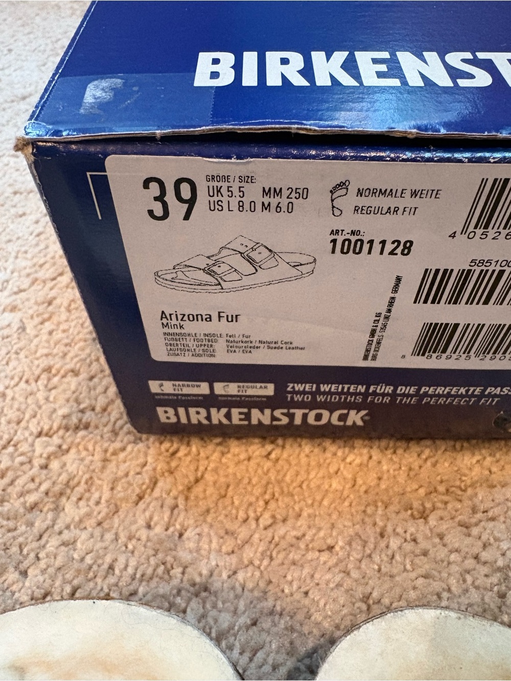 Women’s Arizona fur mink Birkenstocks - Picture 5 of 7